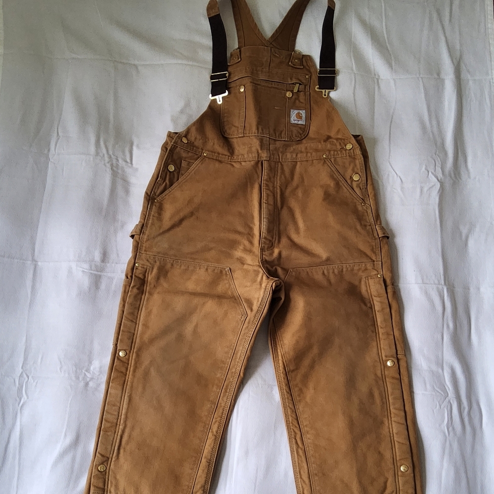 MEN"S CARHARTT WORK INSULATED BIBS XL 40W/ 32L USED ONE TIME...